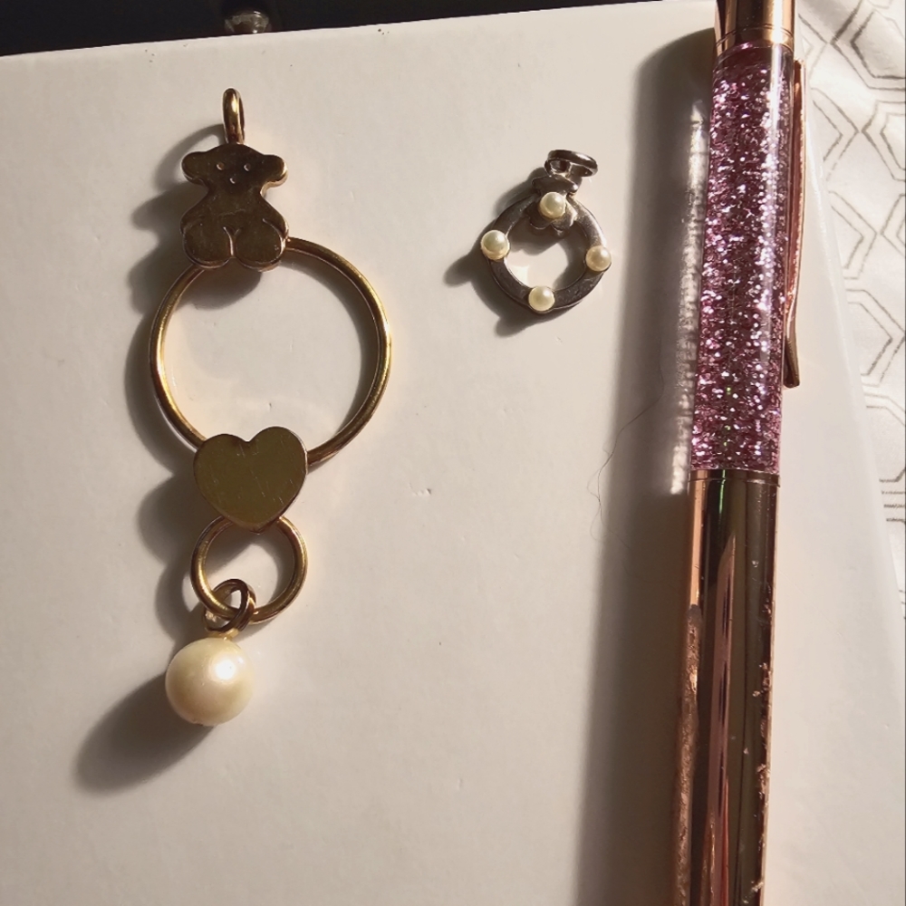 2 Authentic Tous Pendants - Picture 3 of 6